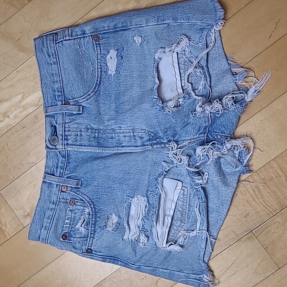 Levi's Big E 501 Button Fly Distressed Denim Shorts size 25